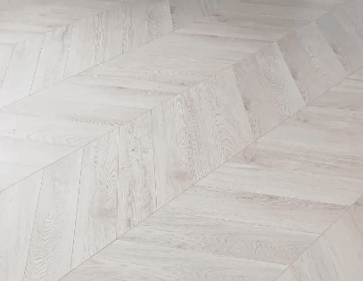 Aston Louis Brera English Oak Light Chevron Macar Laminant Parke